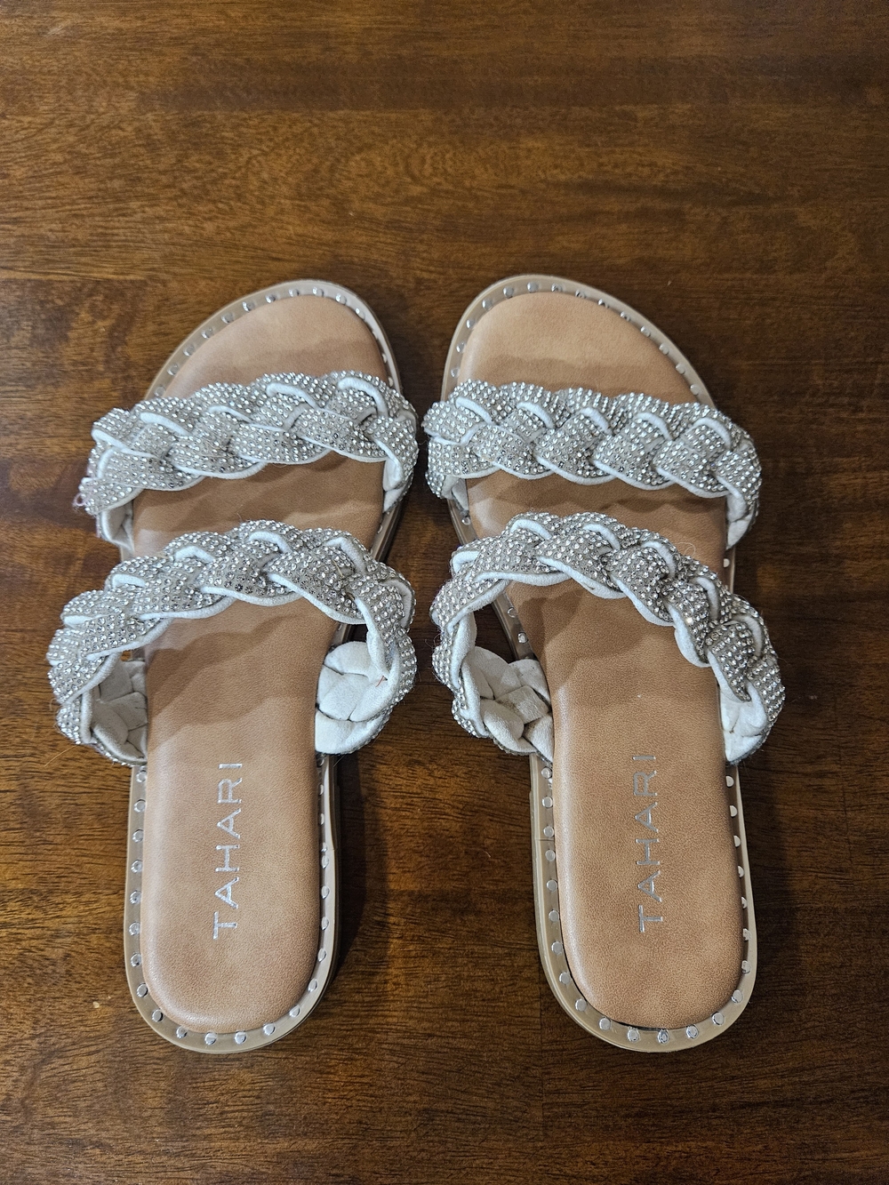 EUC Youth Girl's Tahari Silver Braided Slide Sandals